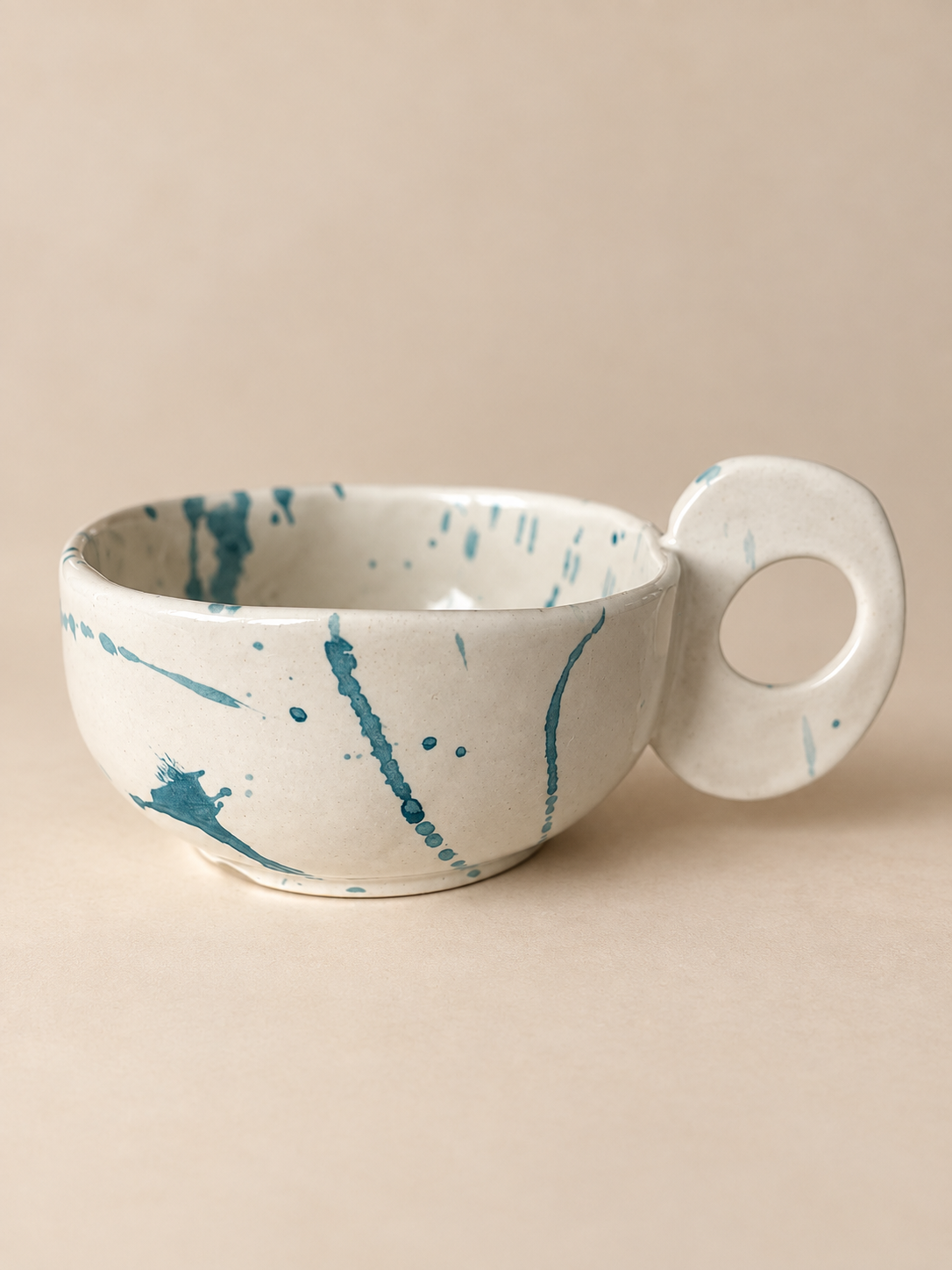 filiżanka ceramiczna